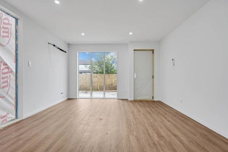 Photo of property in 14 Ritchie Crescent, Takanini, 2112