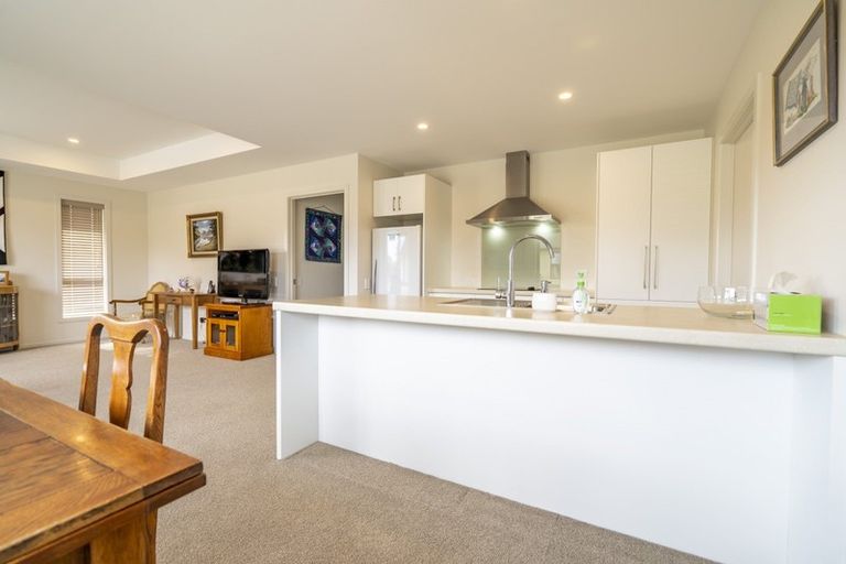 Photo of property in 28/10 Pop Andrew Drive, Te Anau, 9600