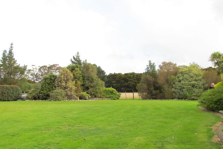 Photo of property in 133 Tararua Drive, Upper Plain, Masterton, 5888