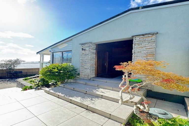 Photo of property in 17a Sea View Terrace, Cockle Bay, Auckland, 2014
