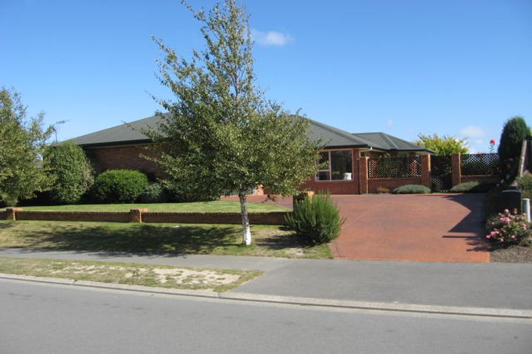Photo of property in 11 Bronte Way, Rolleston, 7614