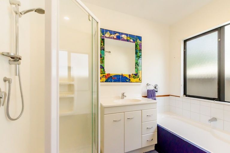 Photo of property in 29 Campbell Avenue, Paraparaumu, 5032