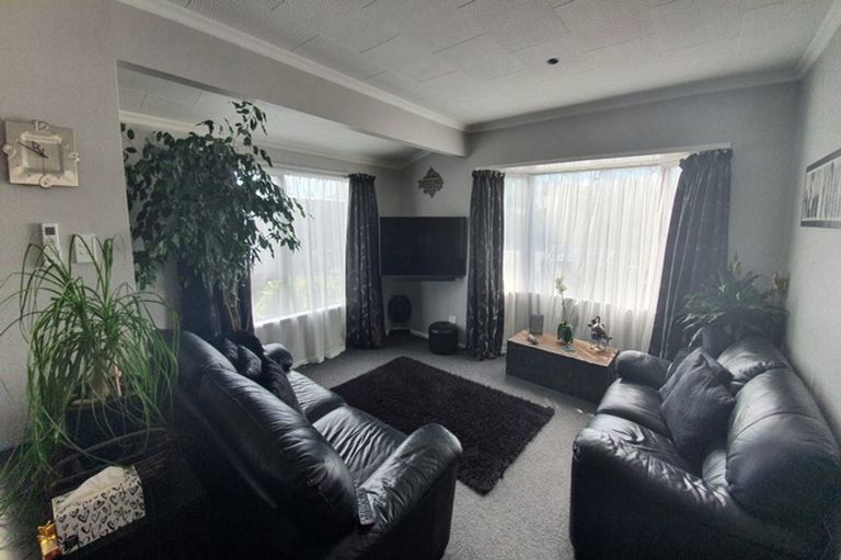 Photo of property in 42a South Road, Blagdon, New Plymouth, 4310