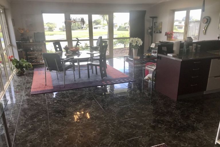 Photo of property in 10 Cayman Court, One Tree Point, 0118