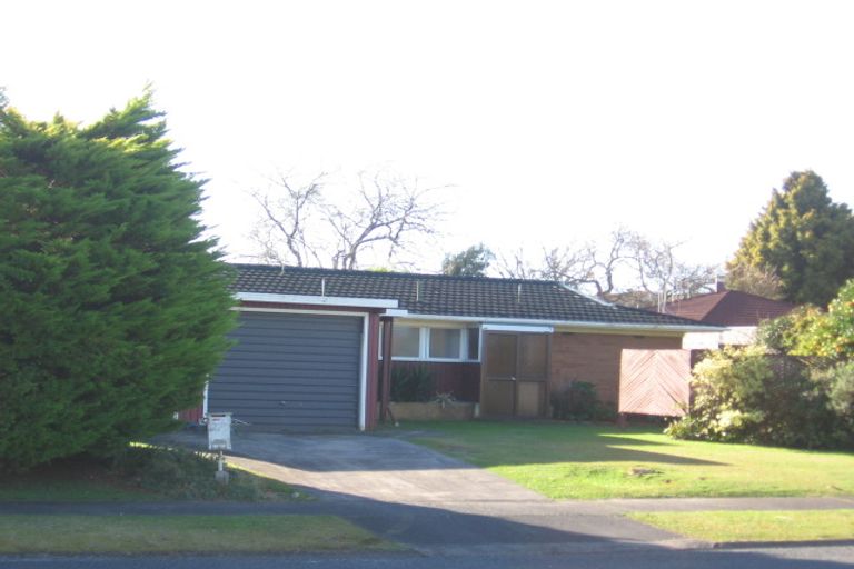 Photo of property in 27 Glen Lynne Avenue, Queenwood, Hamilton, 3210