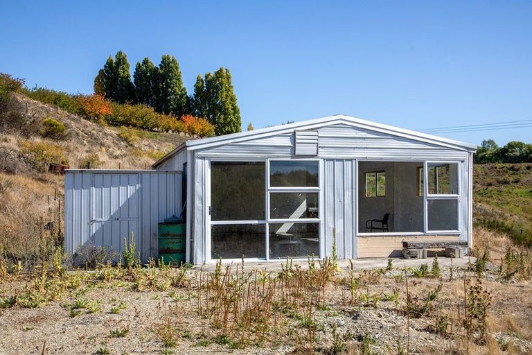 Photo of property in 67 Ferris Road, Springvale, Alexandra, 9393