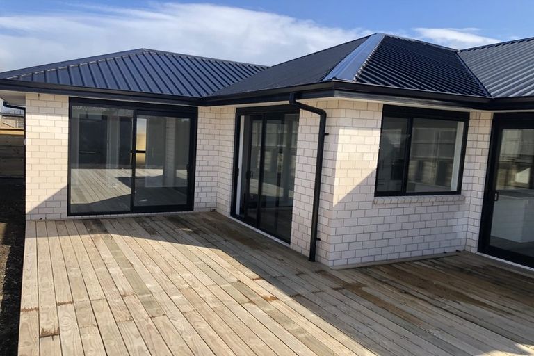 Photo of property in 44 Charlotte Drive, Omokoroa, 3114