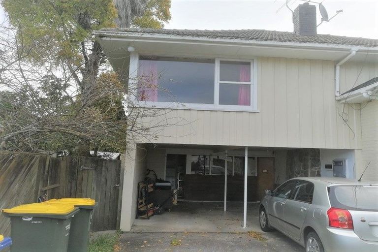 Photo of property in 1/13 Ocean View Road, Hillcrest, Auckland, 0627