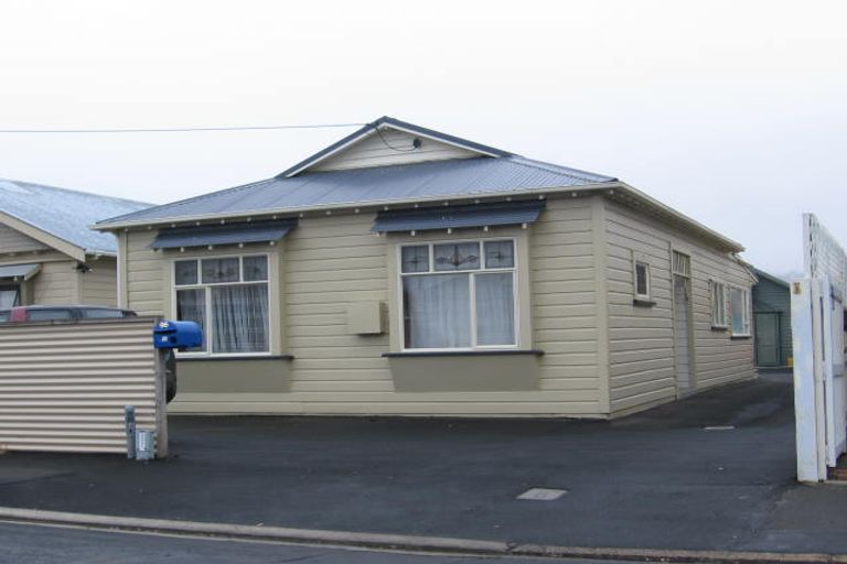 Photo of property in 96 Melbourne Street, South Dunedin, Dunedin, 9012