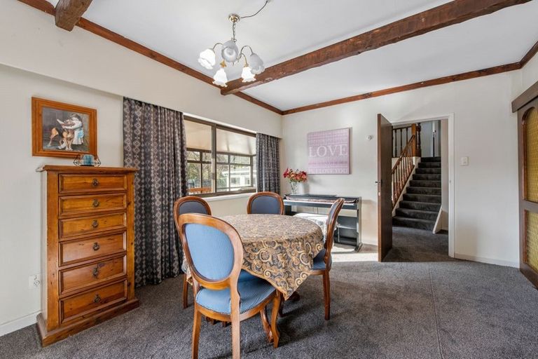 Photo of property in 1 Tapestry Grove, Silverstream, Upper Hutt, 5019