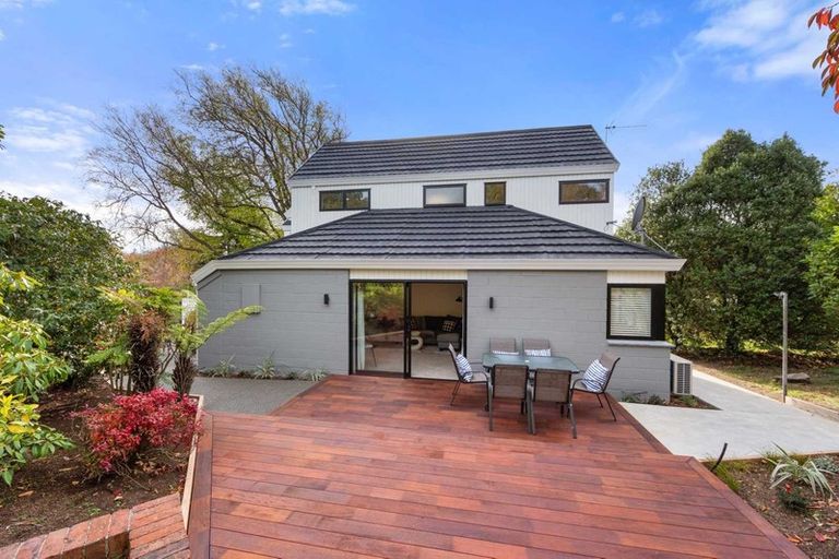 Photo of property in 2/1 Bengal Drive, Cashmere, Christchurch, 8022