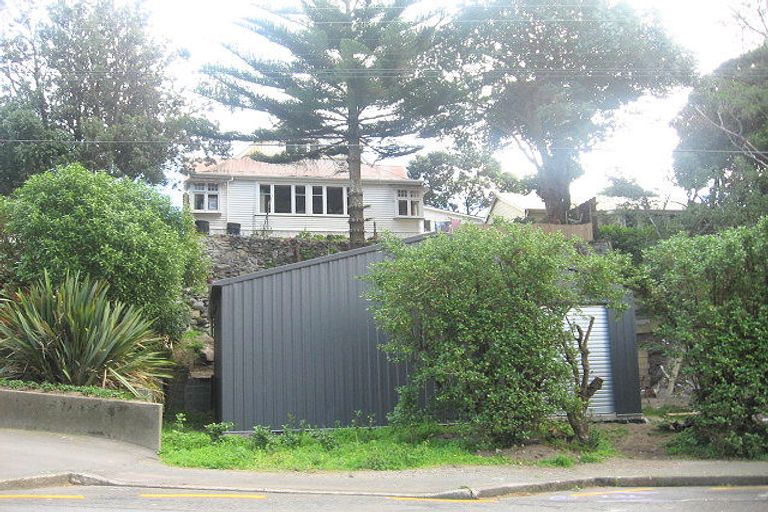 Photo of property in 3 Wellington Road, Paekakariki, 5034