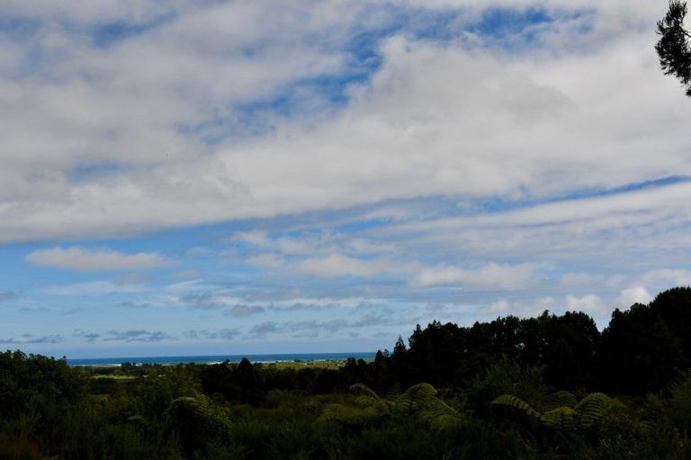 Photo of property in 70 Sunset Heights Road, Karamea, 7893