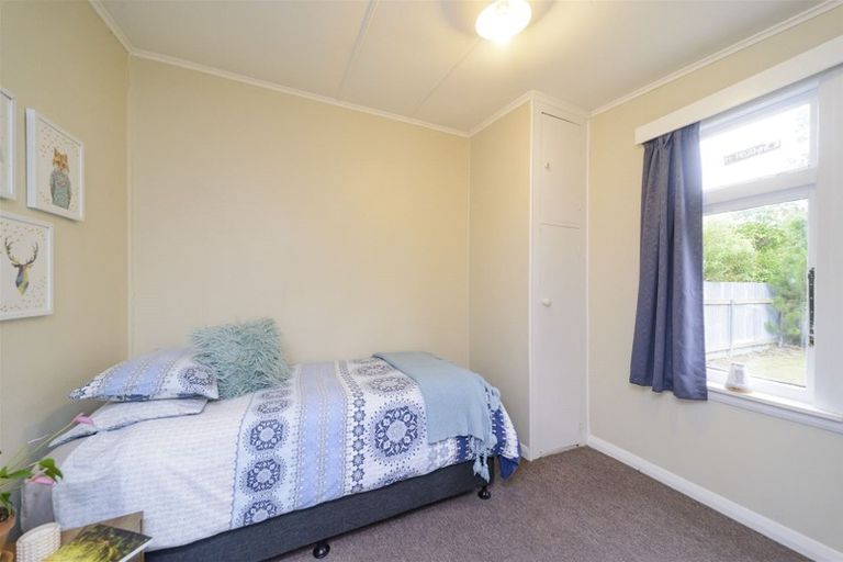 Photo of property in 30 Lyndhurst Street, Takaro, Palmerston North, 4412