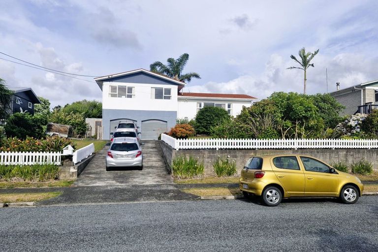 Photo of property in 12 Seaview Road, Ruakaka, 0116
