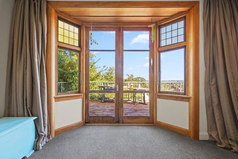 Photo of property in 40 Hackthorne Road, Cashmere, Christchurch, 8022