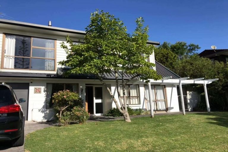 Photo of property in 36 Murvale Drive, Bucklands Beach, Auckland, 2014