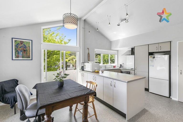 Photo of property in 24 Mawson Street, Waiwhetu, Lower Hutt, 5010