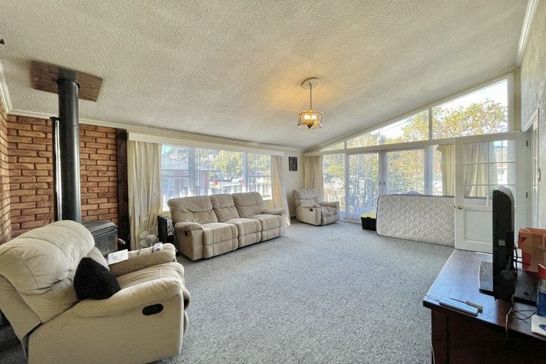 Photo of property in 1129 Fergusson Drive, Clouston Park, Upper Hutt, 5018