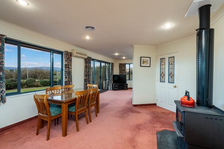 Photo of property in 1121 Waihola Highway, Waihola, Outram, 9073