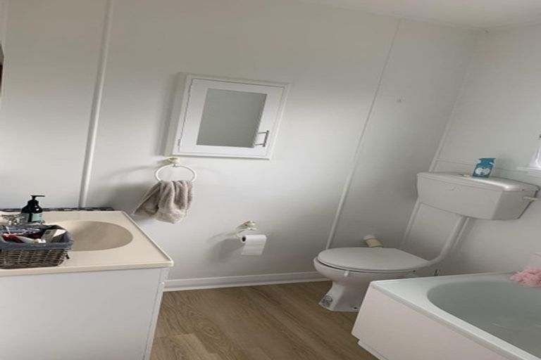 Photo of property in 2/131b Mcfaddens Road, Saint Albans, Christchurch, 8052