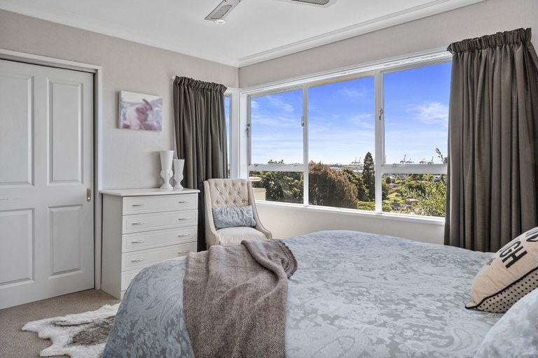 Photo of property in 42 Whitaker Street, Otumoetai, Tauranga, 3110