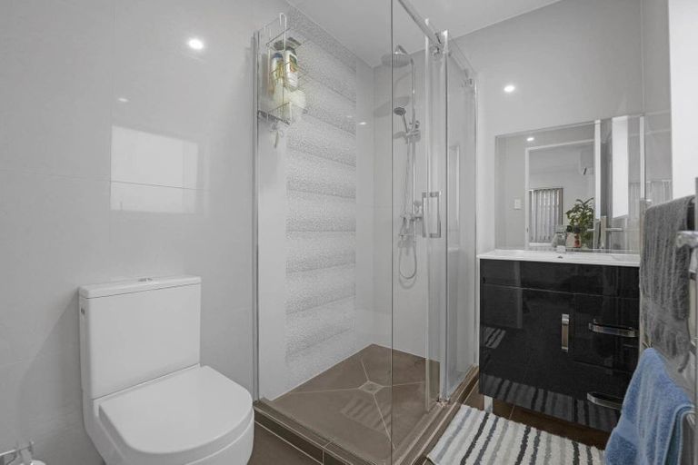 Photo of property in 39c Overton Road, Papatoetoe, Auckland, 2025