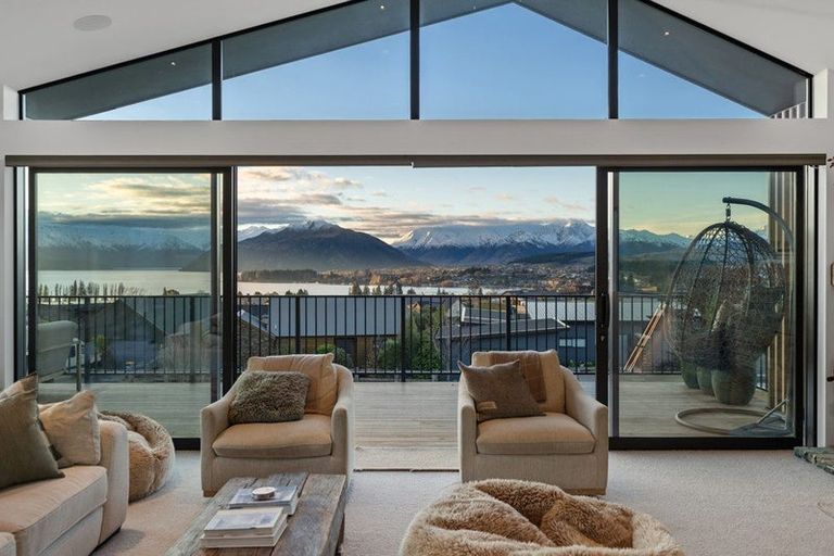 Photo of property in 71 West Meadows Drive, Wanaka, 9305