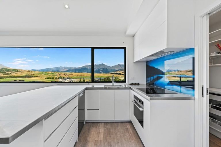 Photo of property in 3 Arran Lane, Jacks Point, Queenstown, 9371