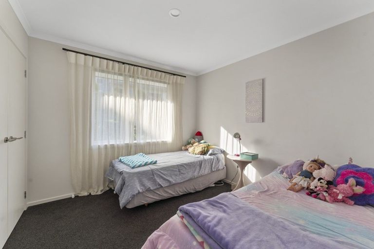 Photo of property in 2 Olivias Place, Stoke, Nelson, 7011