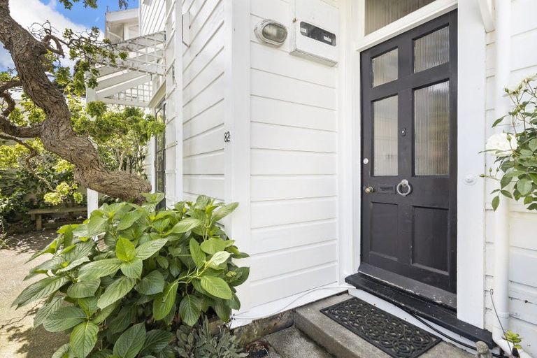 Photo of property in 82 Hobson Street, Thorndon, Wellington, 6011