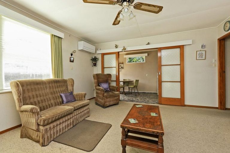 Photo of property in 2/1007 Duke Street, Mahora, Hastings, 4120