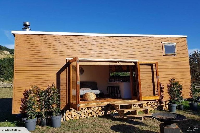 Photo of property in 12 Tokongawa Drive, Kaiteriteri, Motueka, 7197