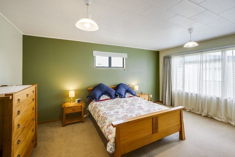 Photo of property in 15 Southwark Avenue, Tamatea, Napier, 4112