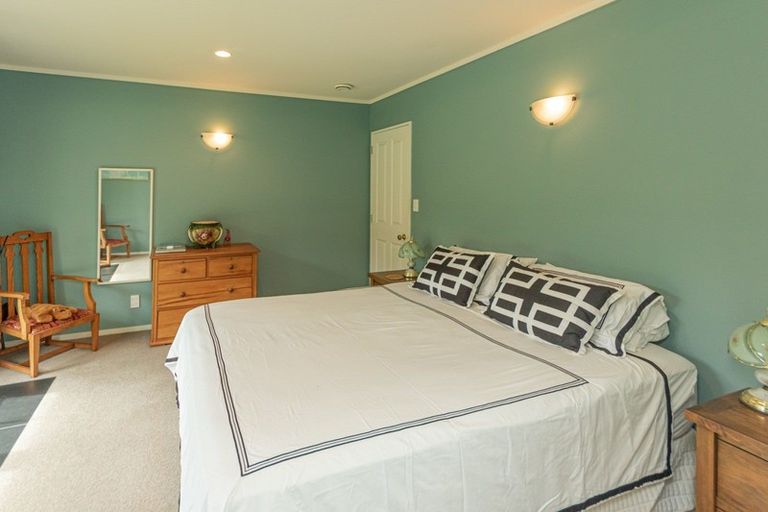 Photo of property in 495 Arapaepae Road, Ohau, Levin, 5570