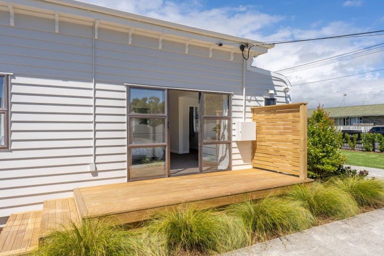 Photo of property in 14 Iti Street, Otaki, 5512
