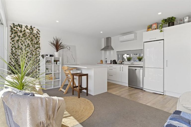 Photo of property in 31 Reynolds Place, Papamoa Beach, Papamoa, 3118