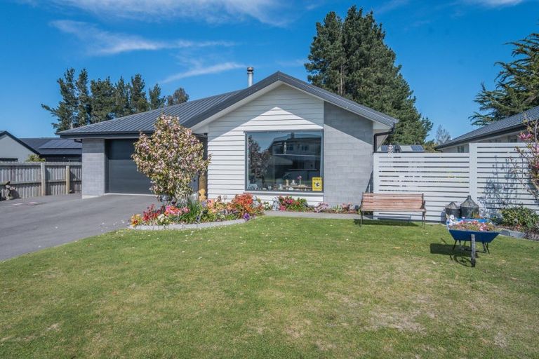 Photo of property in 6 Mueller Drive, Oceanview, Timaru, 7910