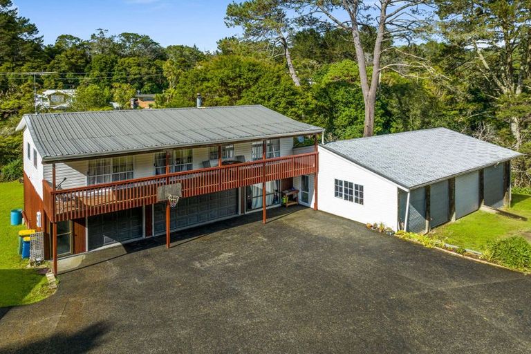 Photo of property in 13 Kay Road, Swanson, Auckland, 0614