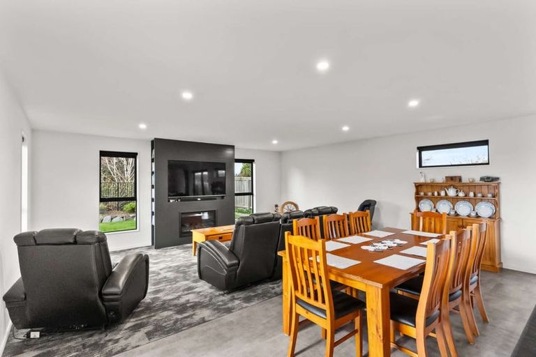 Photo of property in 17 Redhaven Rise, Netherby, Ashburton, 7700