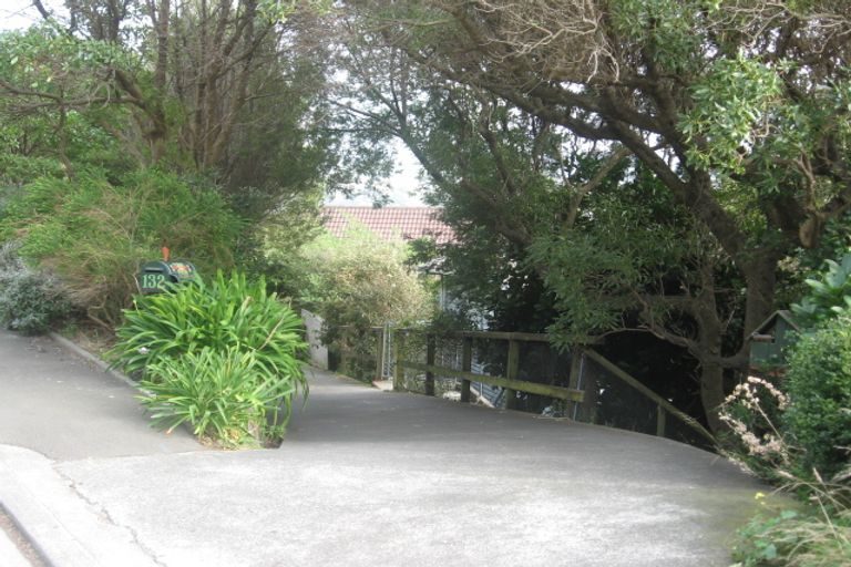 Photo of property in 132 Townsend Road, Miramar, Wellington, 6022