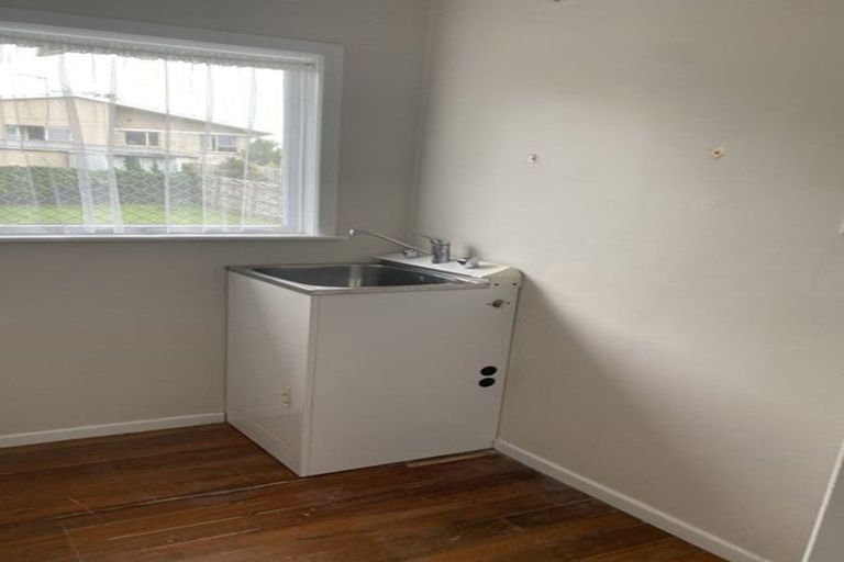 Photo of property in 12 Okareka Place, Pakuranga Heights, Auckland, 2010