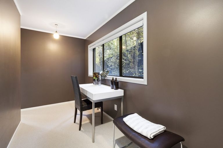 Photo of property in 1/57 Gulf View Road, Murrays Bay, Auckland, 0630