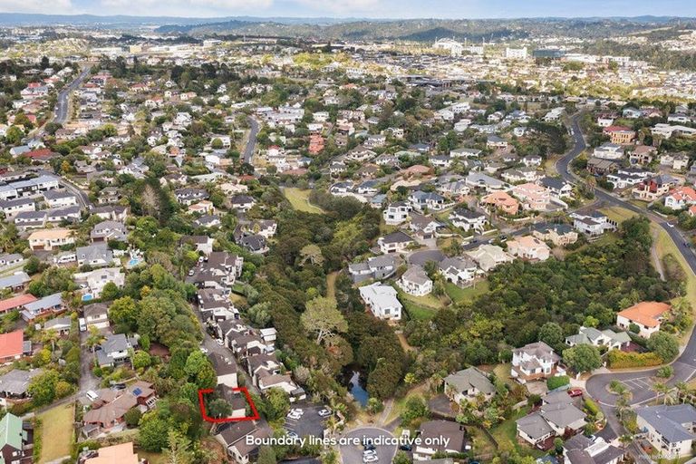 Photo of property in 3/19 Langana Avenue, Browns Bay, Auckland, 0630