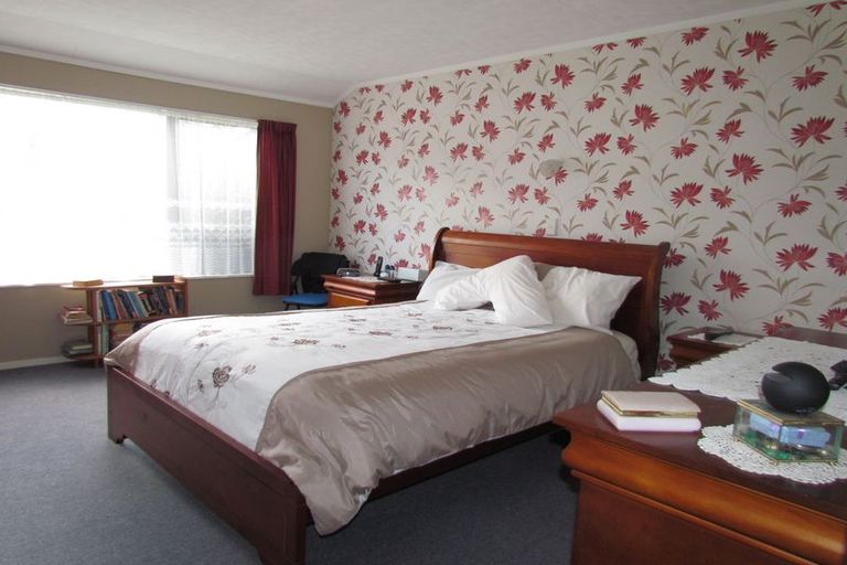 Photo of property in 133 Tararua Drive, Upper Plain, Masterton, 5888