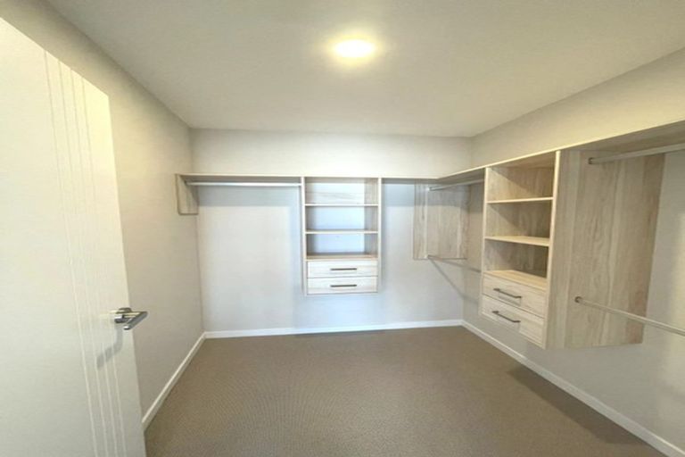 Photo of property in 14a Bridge Avenue, Te Atatu South, Auckland, 0610