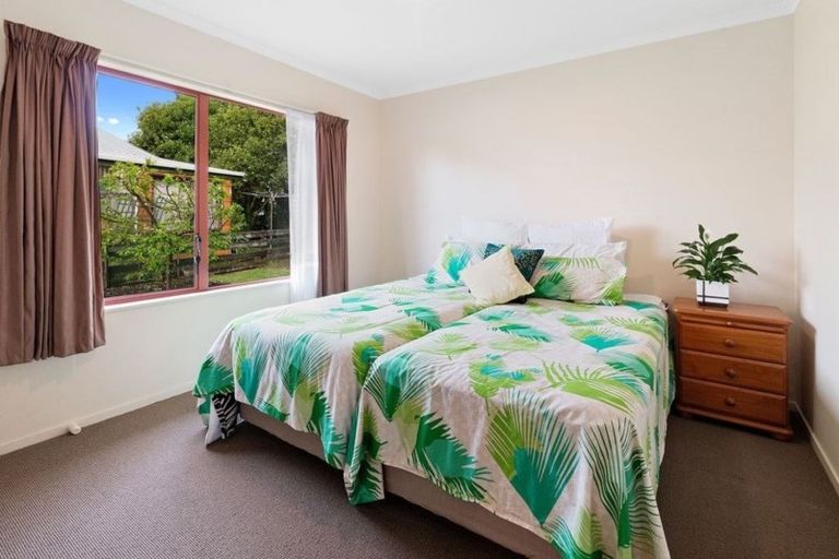 Photo of property in 17 Impala Place, Whitianga, 3510