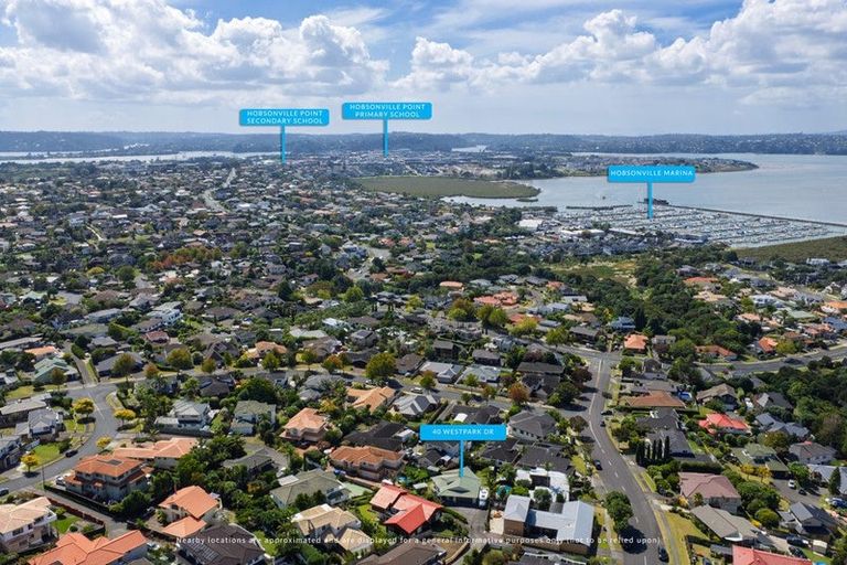 Photo of property in 40 Westpark Drive, West Harbour, Auckland, 0618