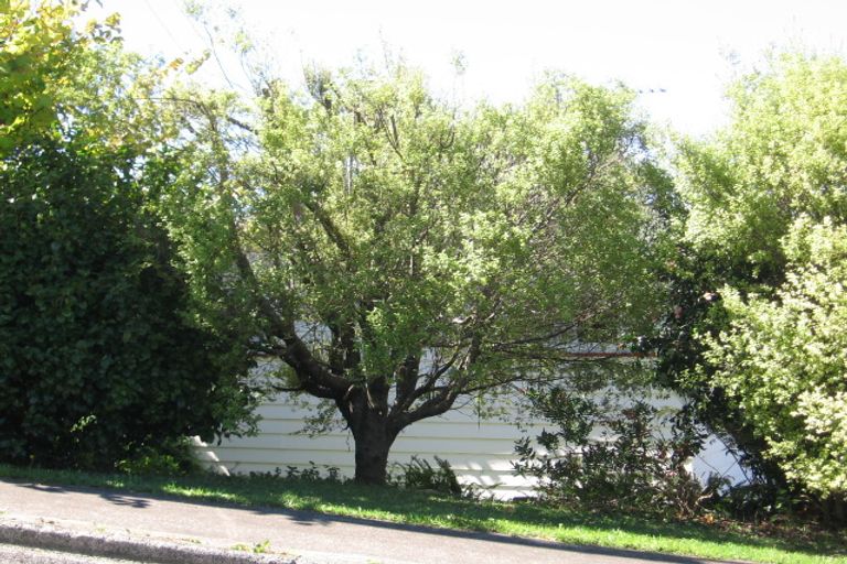 Photo of property in 2 Phillipa Place, Browns Bay, Auckland, 0630