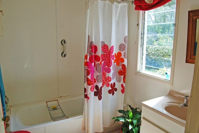 Photo of property in 2062 State Highway 1, Kaiwaka, 0573